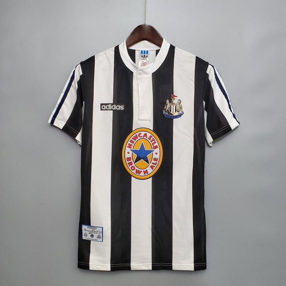 Retro 95/97 Newcastle United home Soccer Jersey