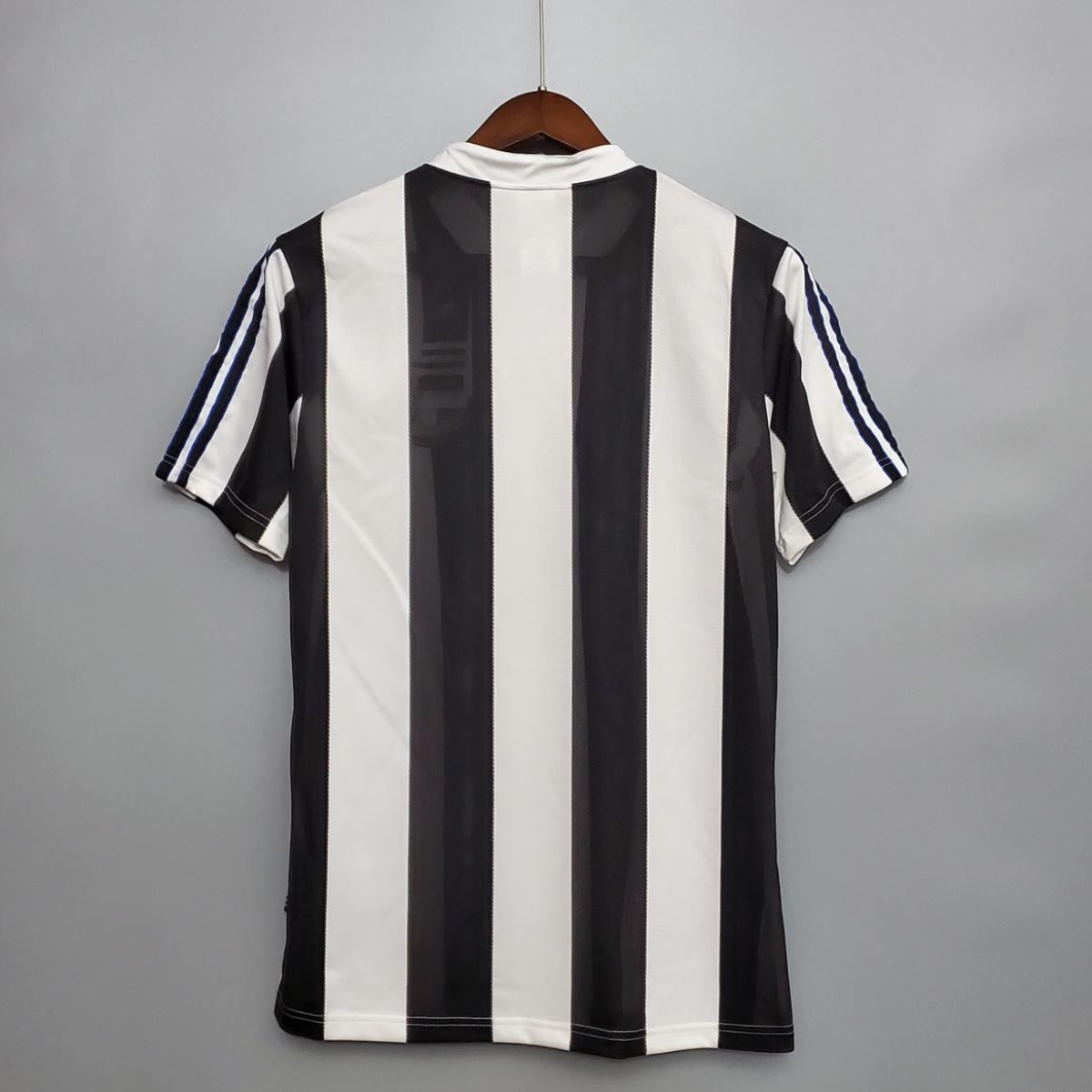 Retro 95/97 Newcastle United home Soccer Jersey