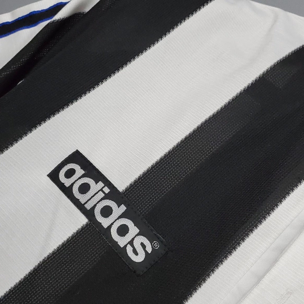 Retro 95/97 Newcastle United home Soccer Jersey