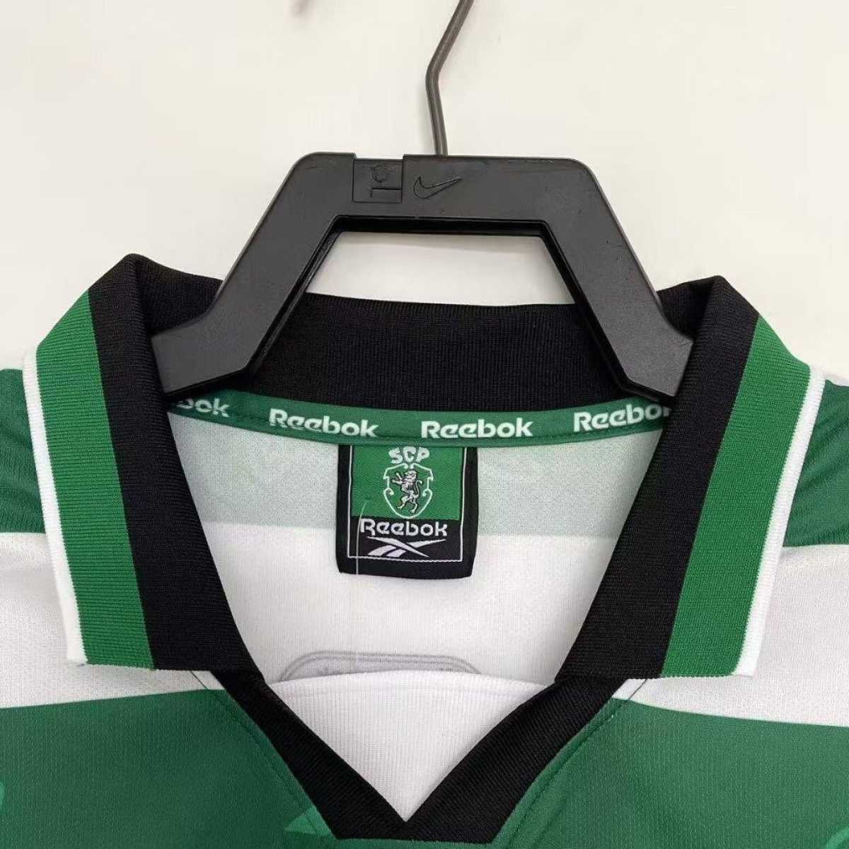 Retro 99/00 Sporting Lisbon Home Jersey