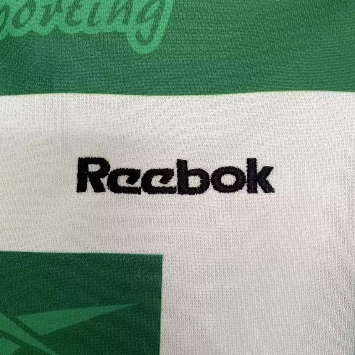 Retro 99/00 Sporting Lisbon Home Jersey