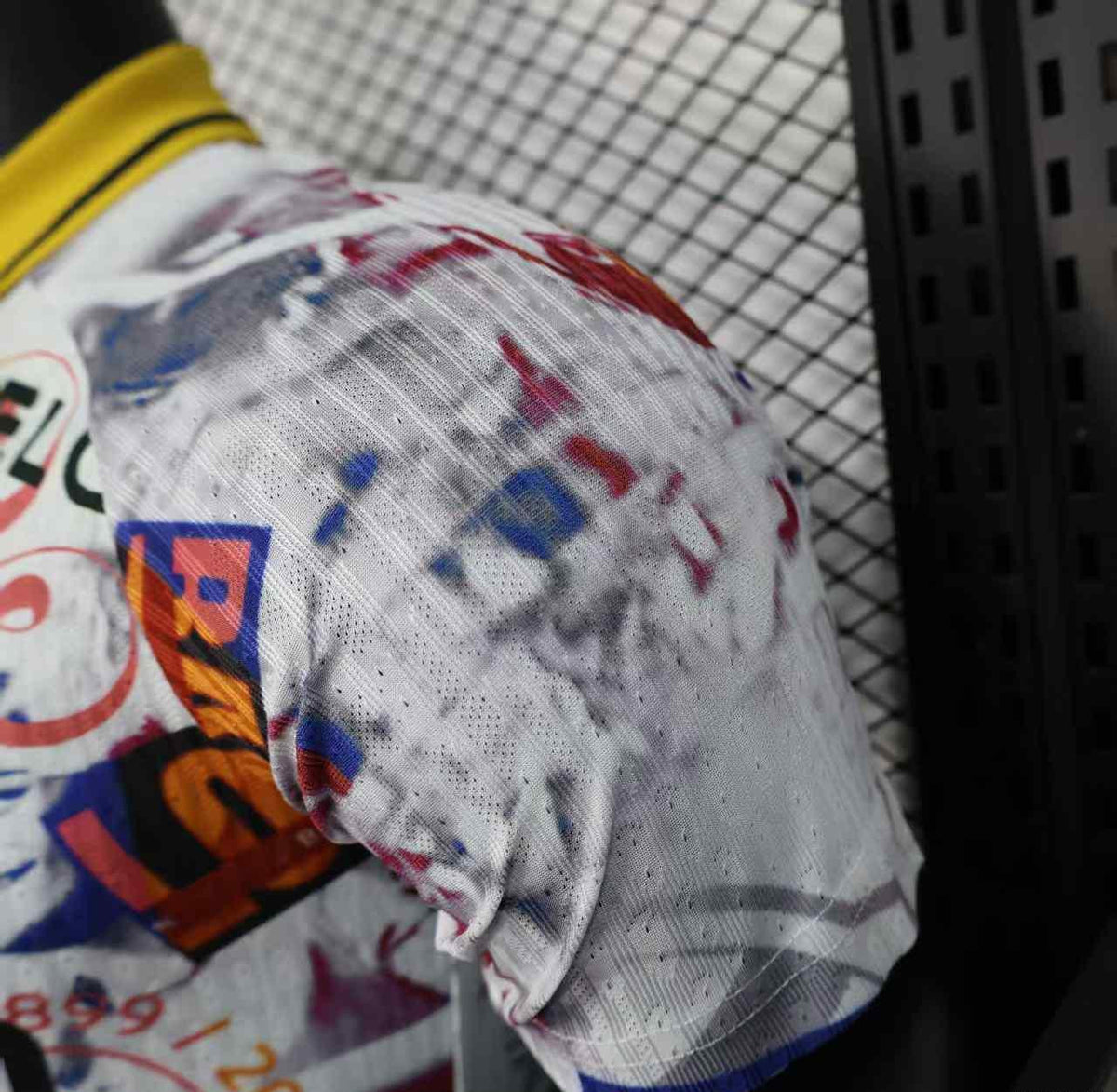 Player Version 25/26 Barcelona White with Graffiti Art Pattern Jersey