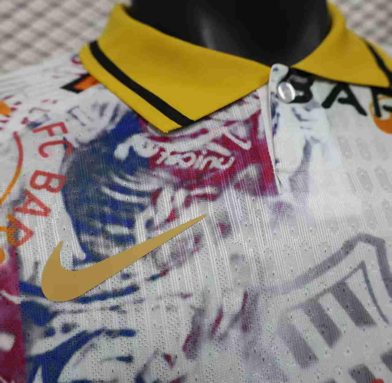 Player Version 25/26 Barcelona White with Graffiti Art Pattern Jersey